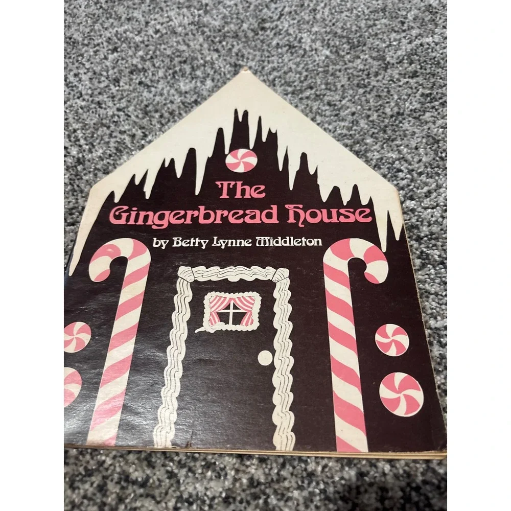 The Gingerbread House Betty Lynne Middleton Vintage Holiday Craft Cookbook Patte